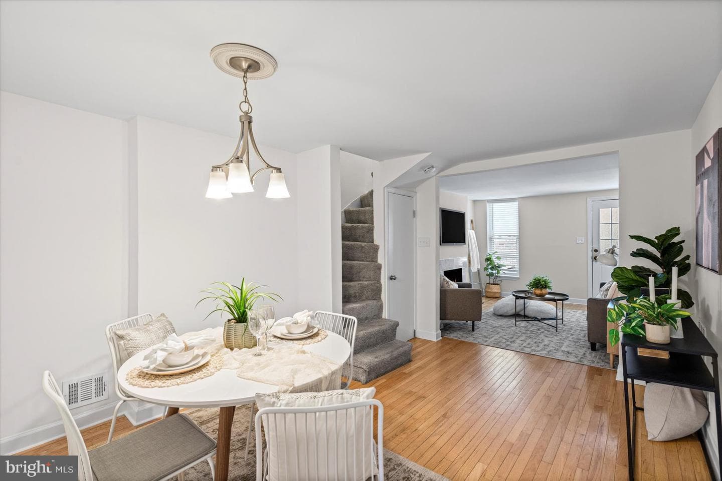 1504 William Street photo 19