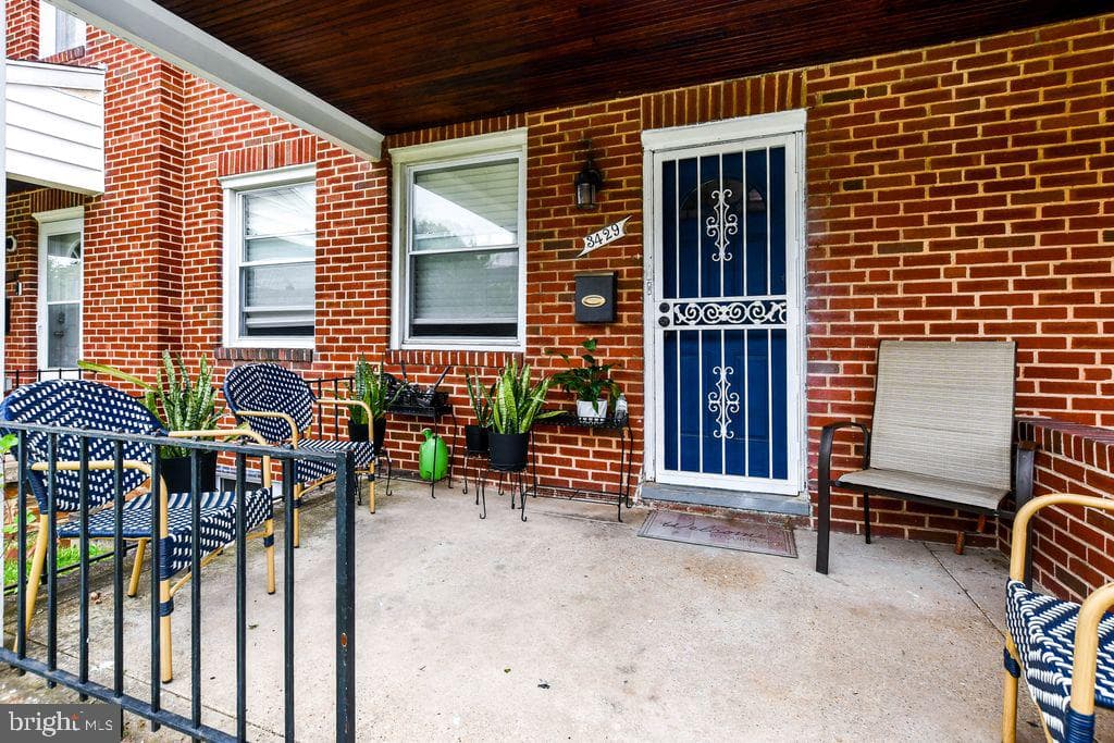 3429 Parklawn Avenue photo 4