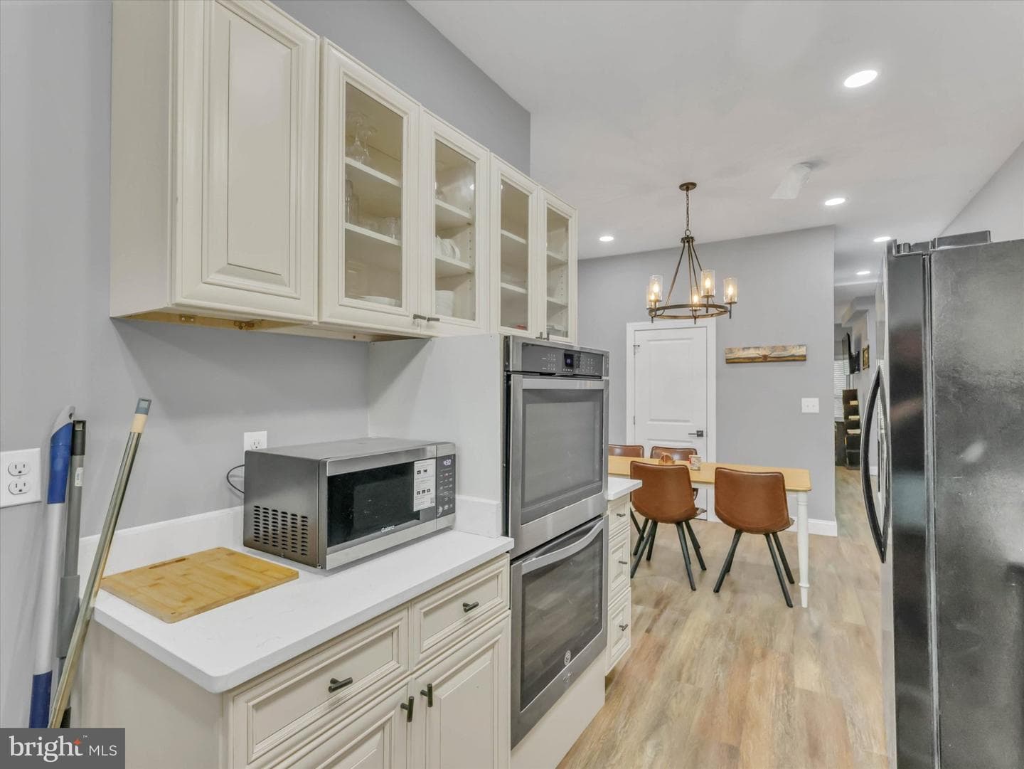 555 Presstman Street photo 12