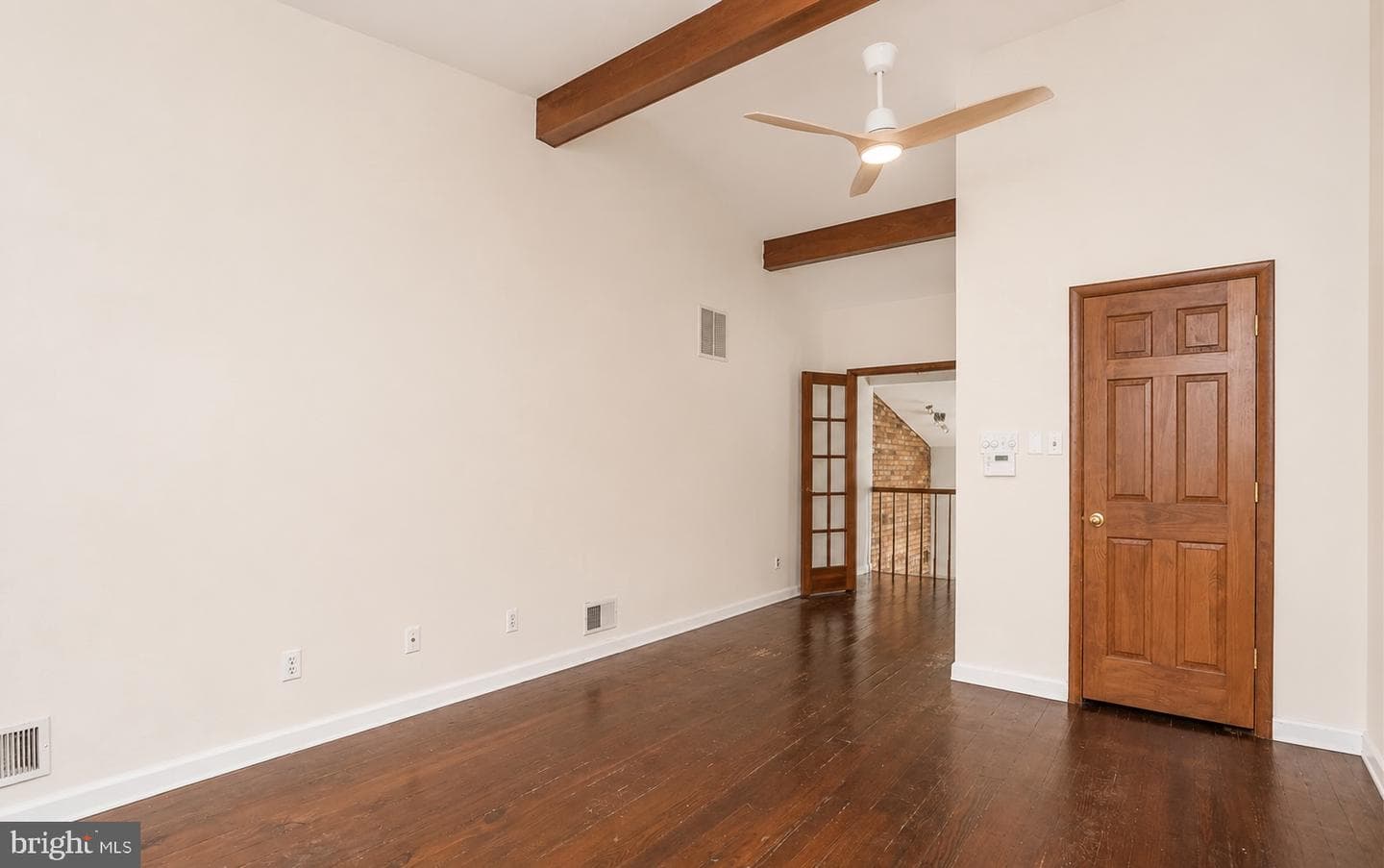 115 E West Street photo 21