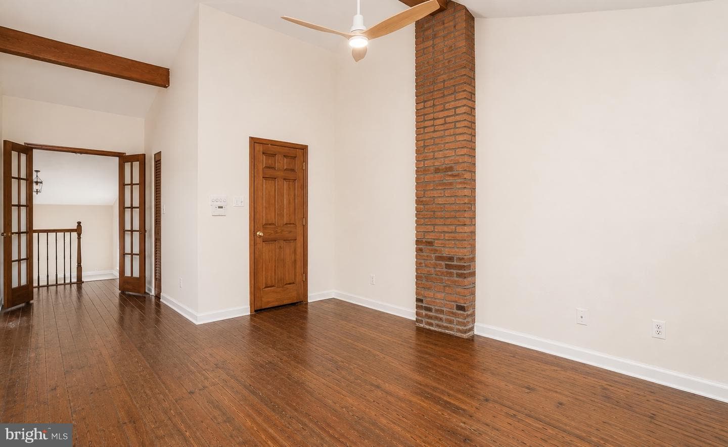 115 E West Street photo 22
