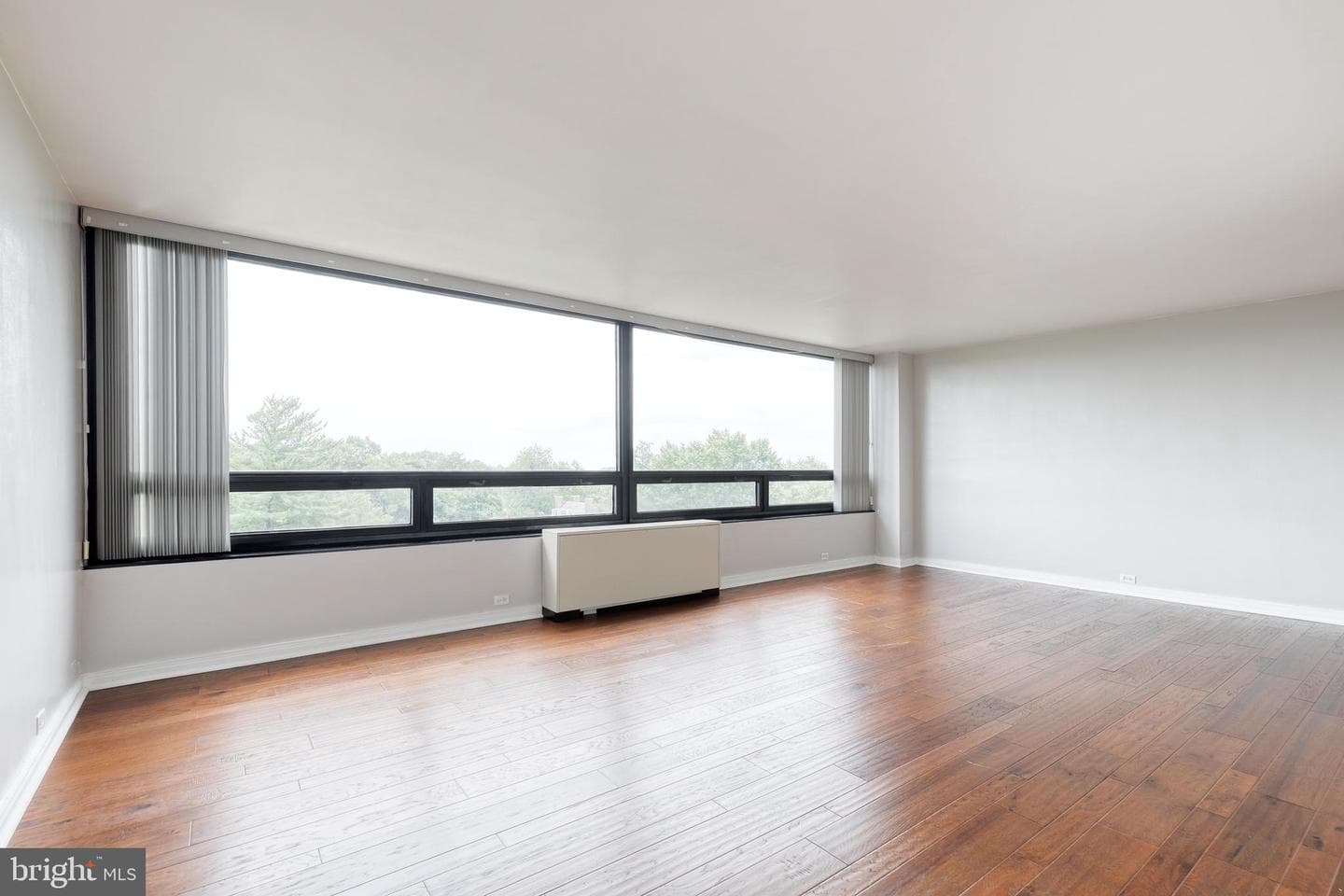 4000 N Charles Street #704 photo 7