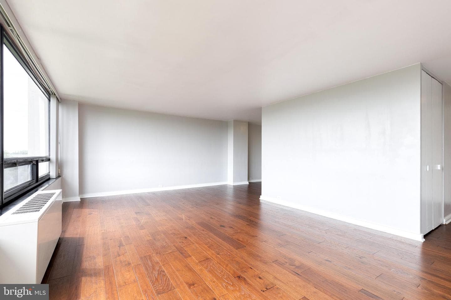 4000 N Charles Street #704 photo 9