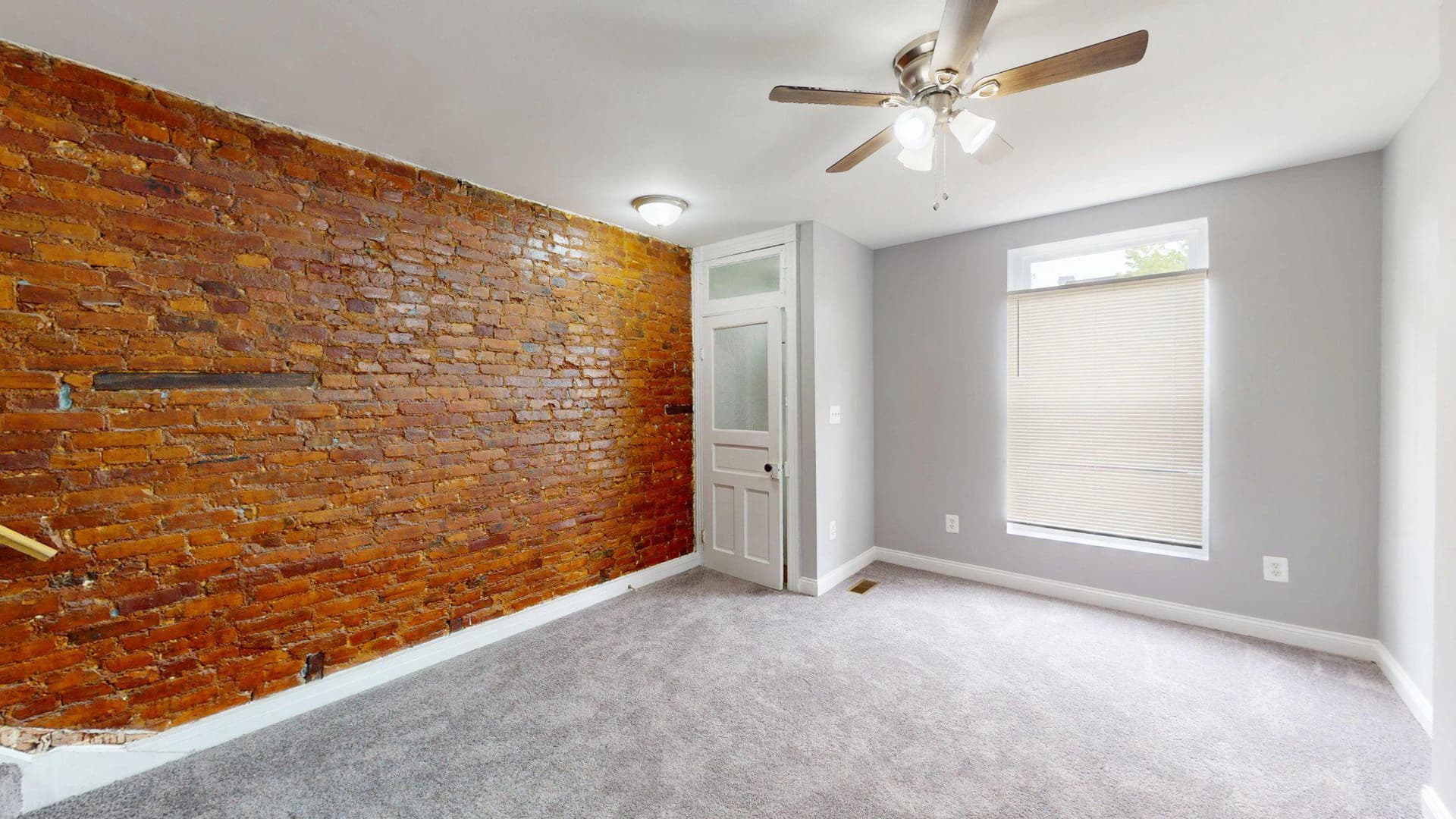 1826 Ramsay photo 3