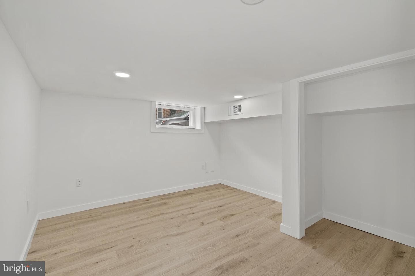 1222 Glyndon Avenue photo 20