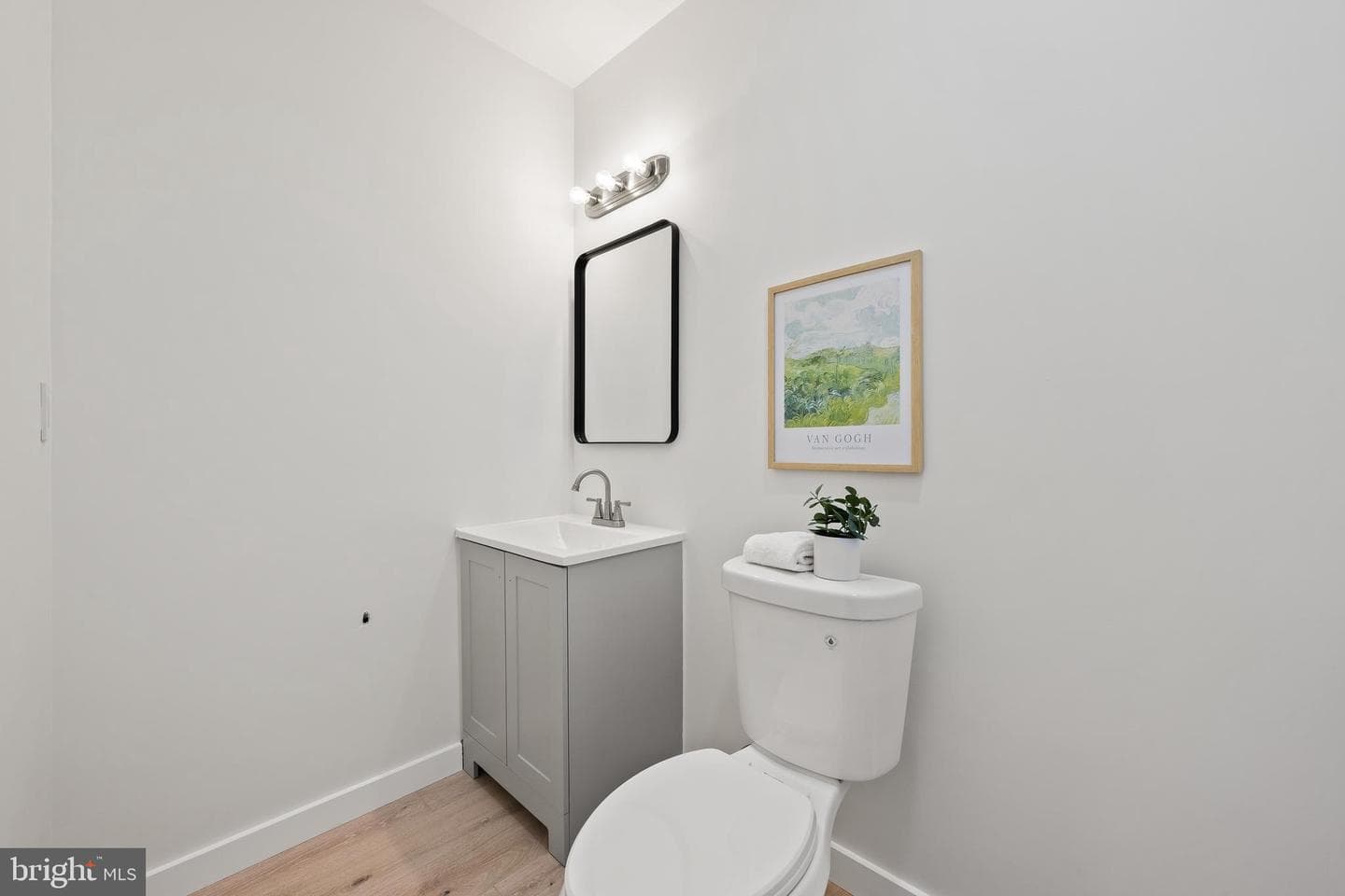1118 S Carey Street photo 14