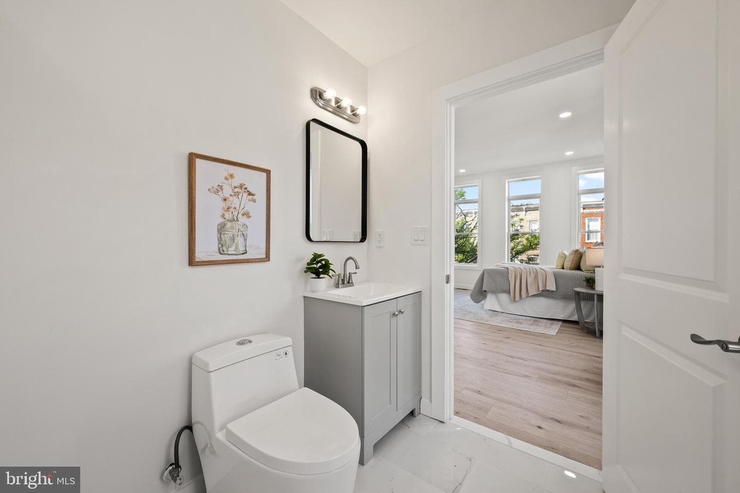 1118 S Carey Street photo 21