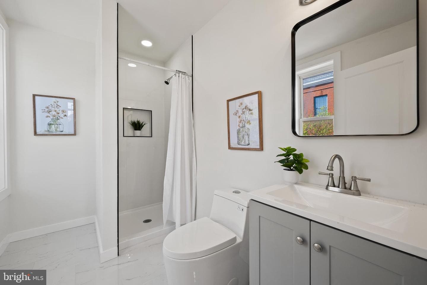 1118 S Carey Street photo 22