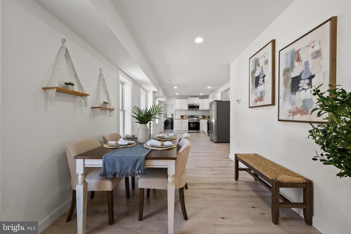 1118 S Carey Street photo 7