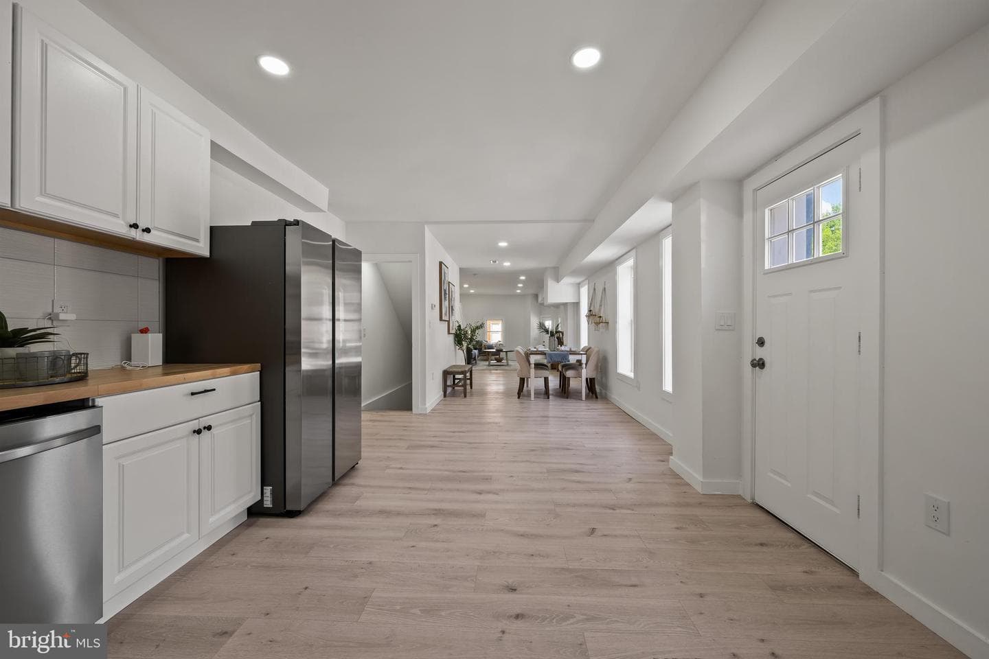 1118 S Carey Street photo 9