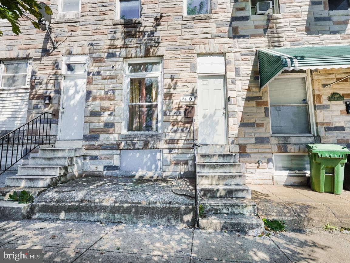 2410 Frederick Avenue photo 22