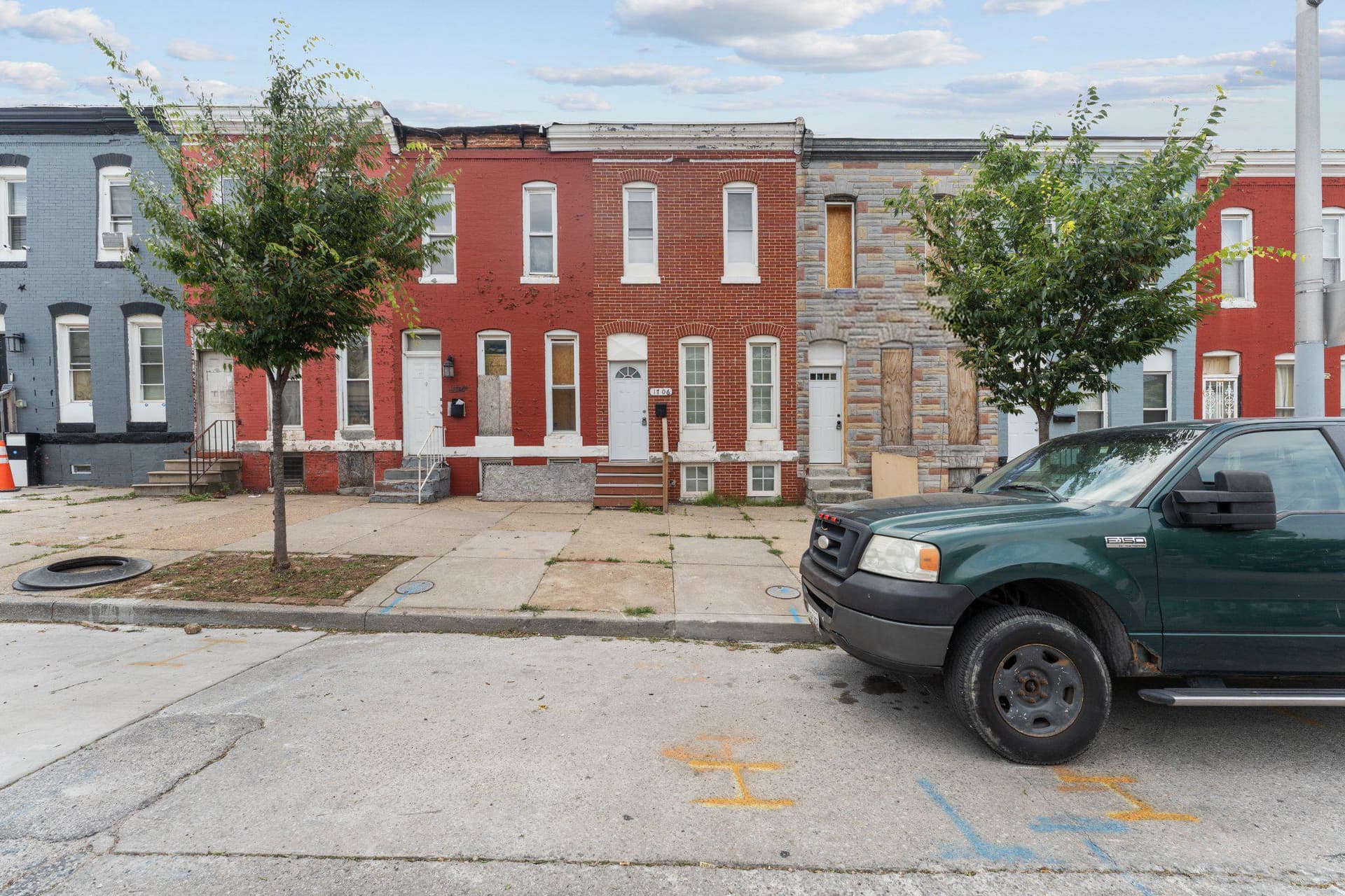 1706 N Milton Avenue photo 1