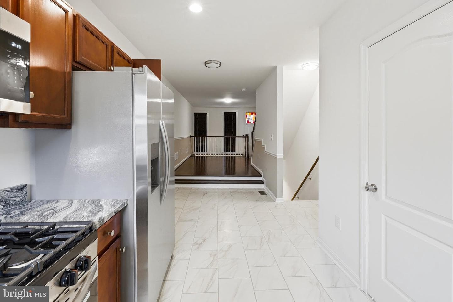 420 E Oliver Street photo 10