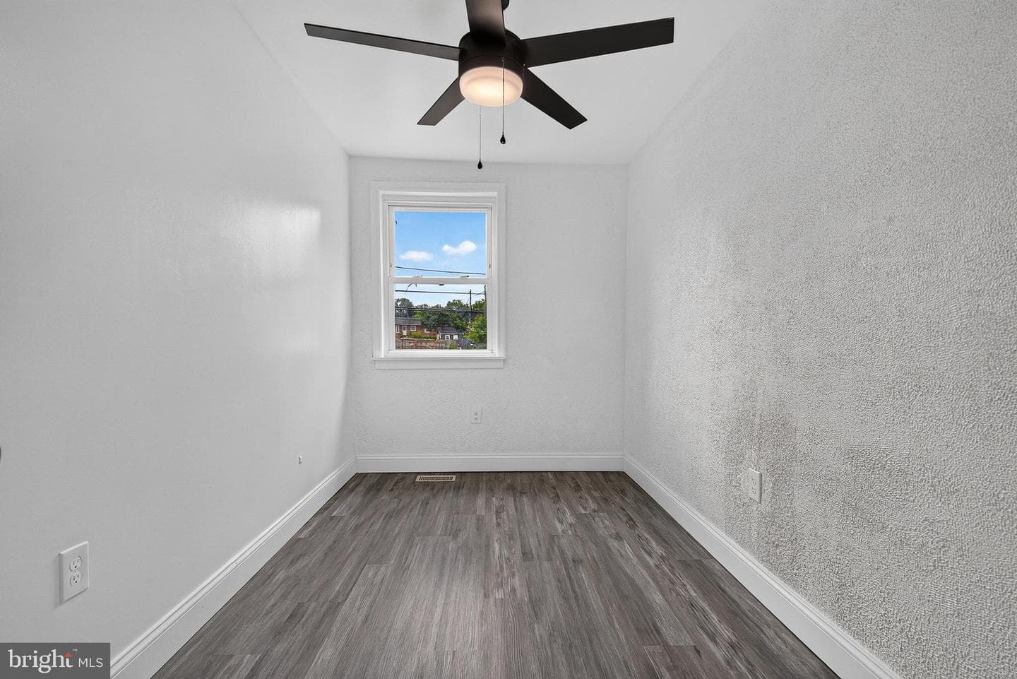 3805 8th Street photo 21