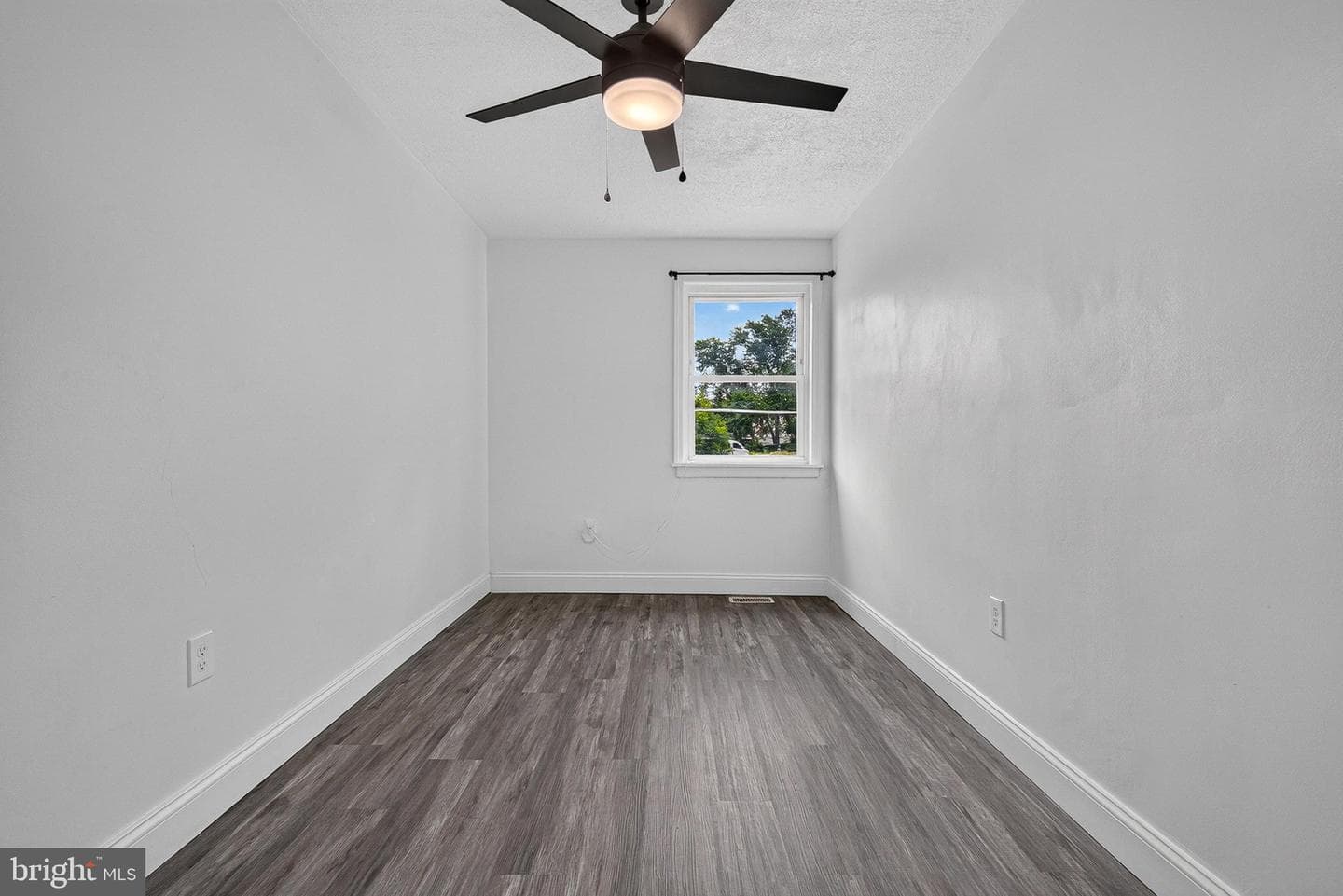 3805 8th Street photo 24