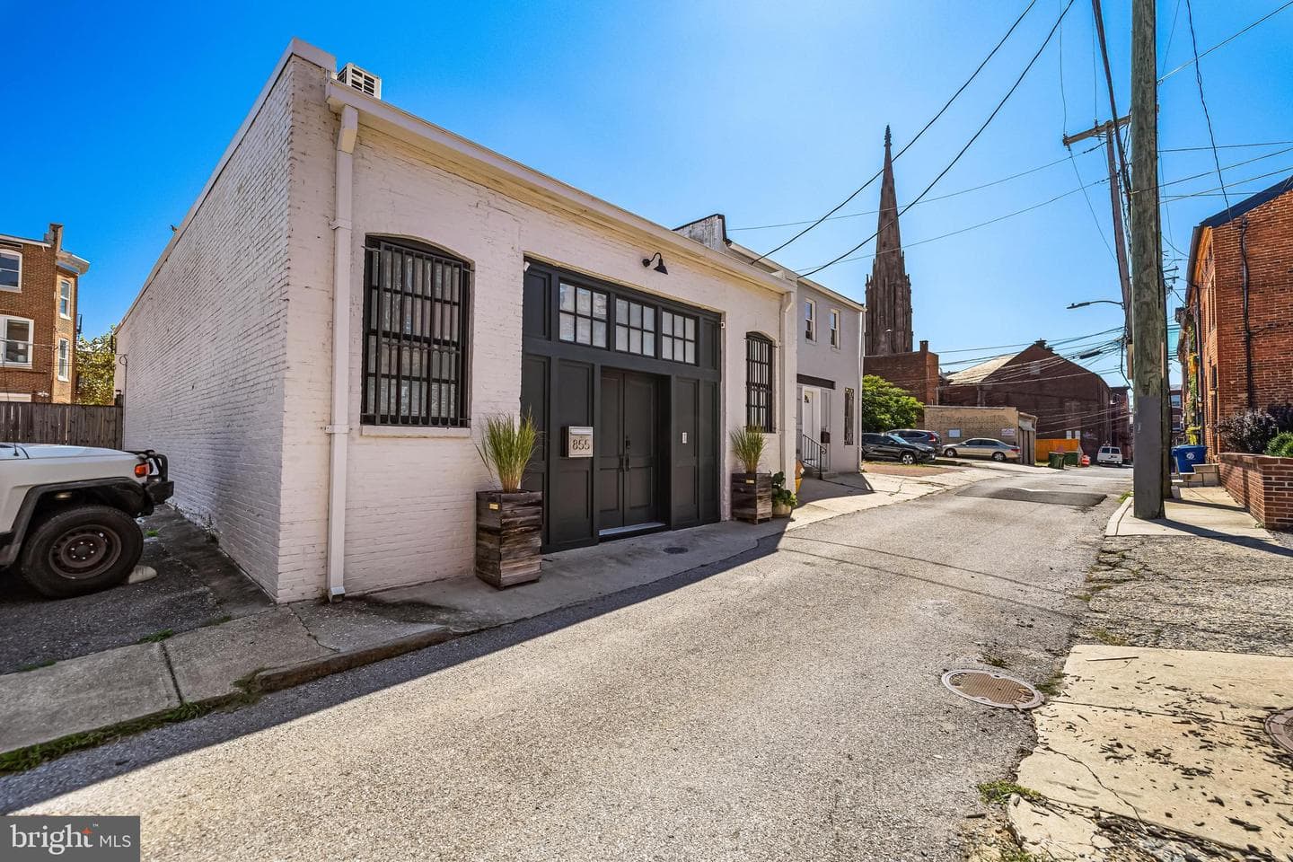 858 Tyson Street photo 5