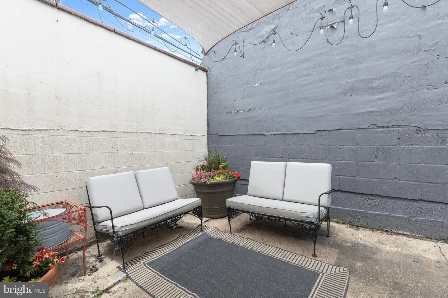 3200 E Lombard Street photo 69