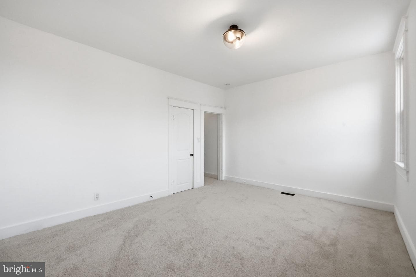 3920 6th Street photo 20