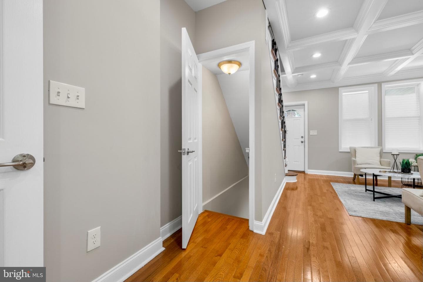 145 N Monastery Avenue photo 23