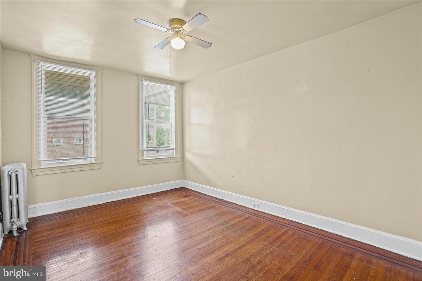 5033 Denmore Avenue photo 9