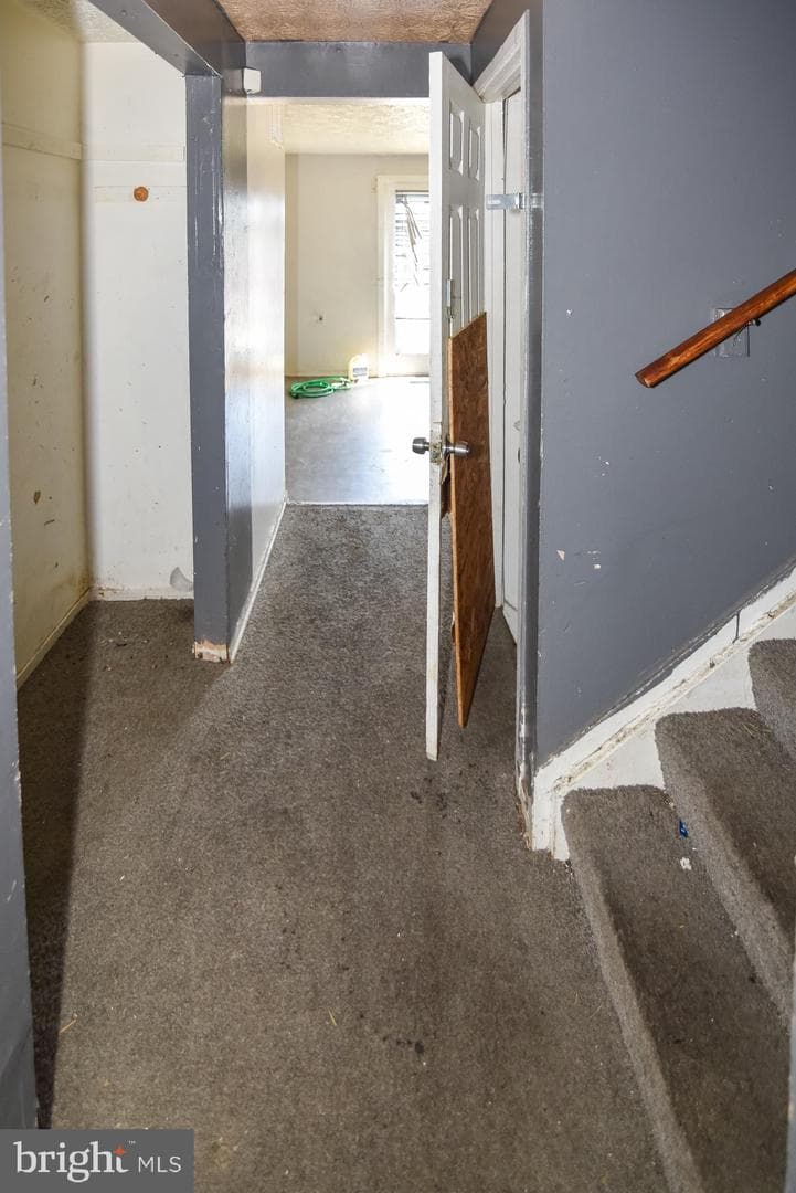 1063 W Lexington Street photo 7