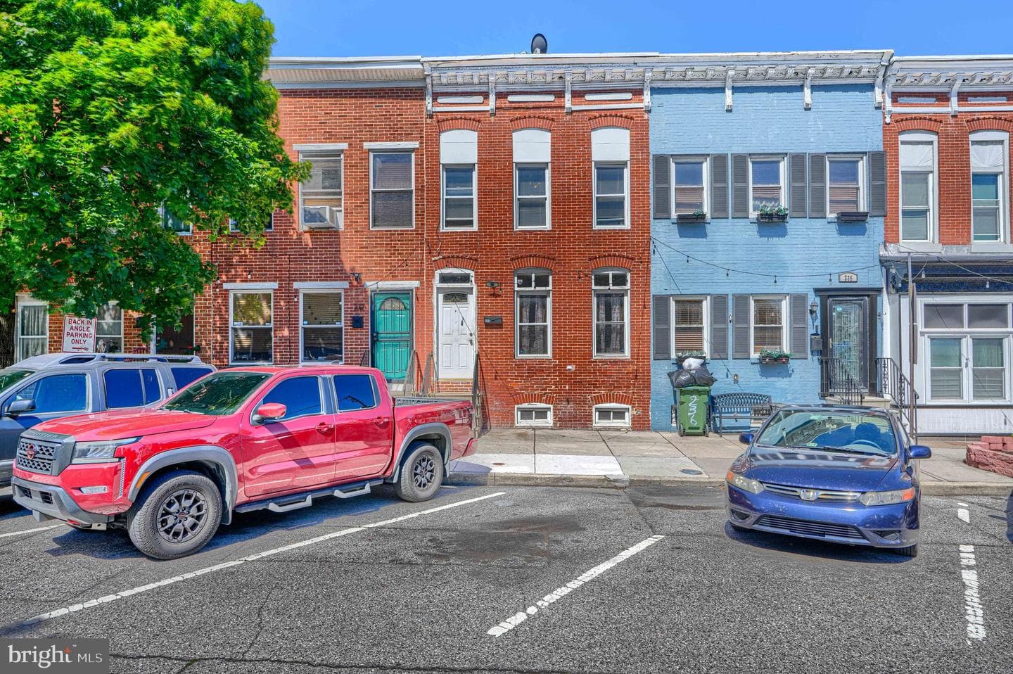 234 Chester Street photo 1