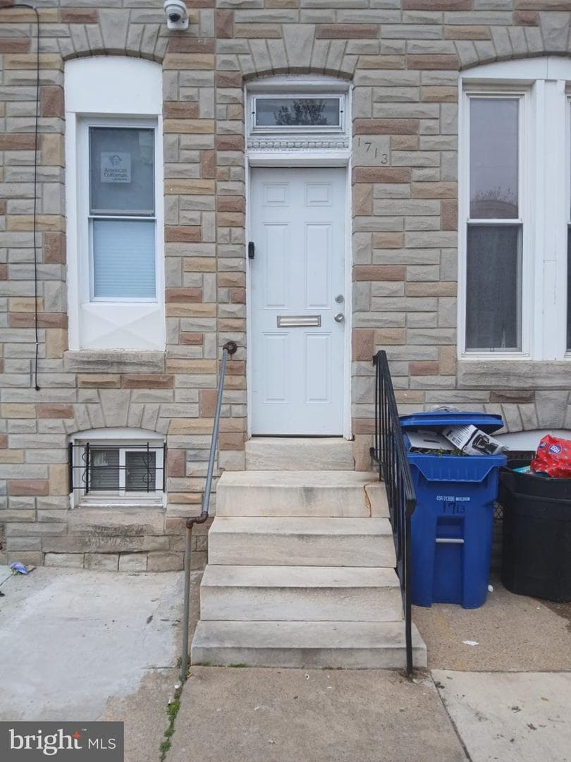 1713 N Carey Street photo 1