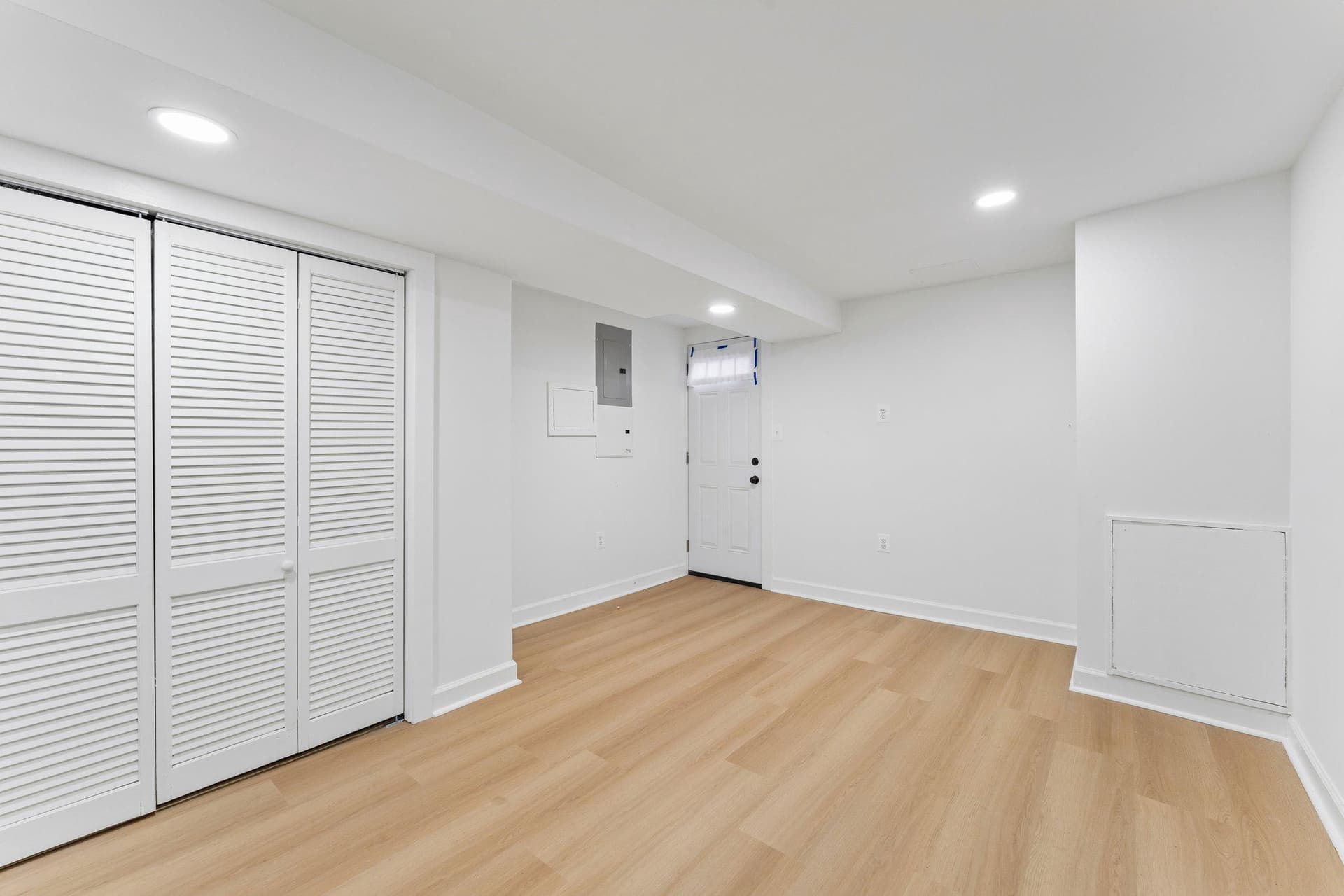 921 N Patterson Park Avenue photo 23