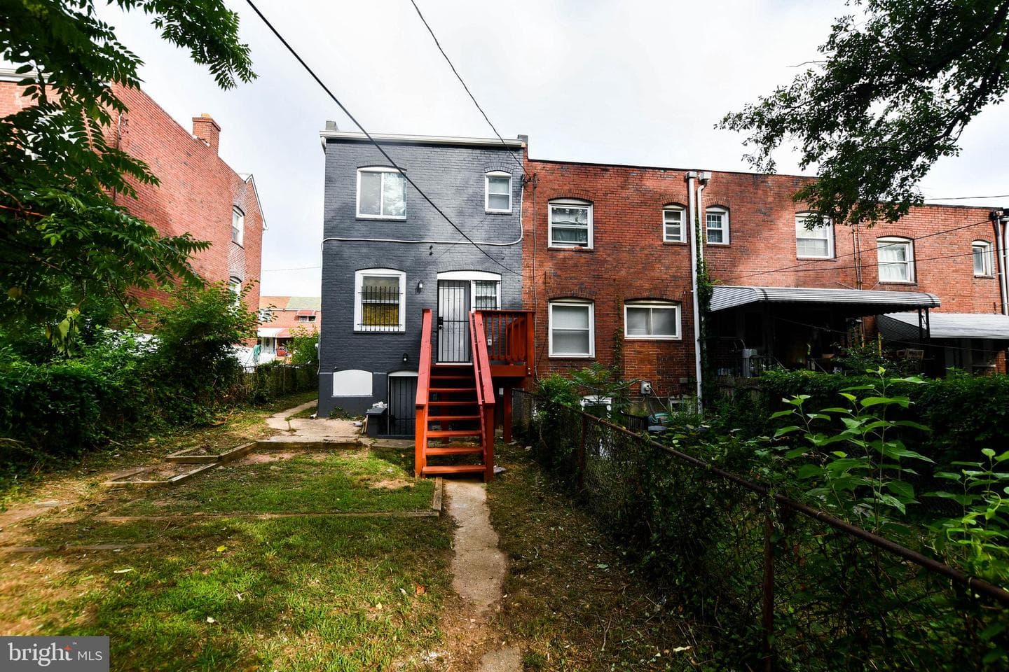 3817 Saint Margaret Street photo 41
