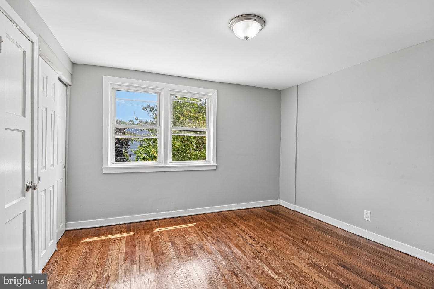 44 N Athol Avenue photo 22