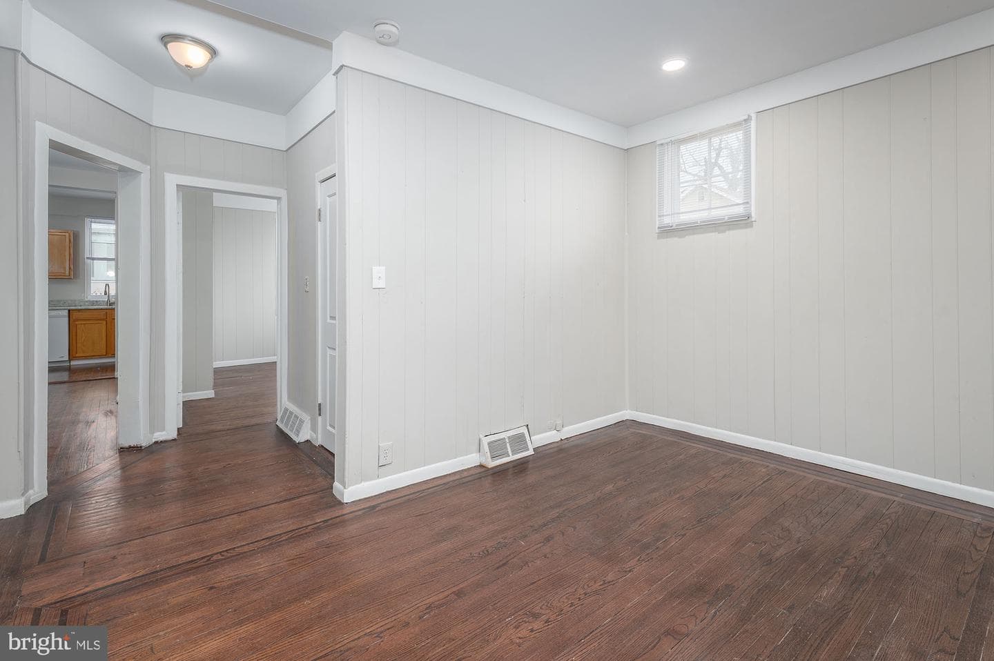 3220 Bayonne Avenue photo 8