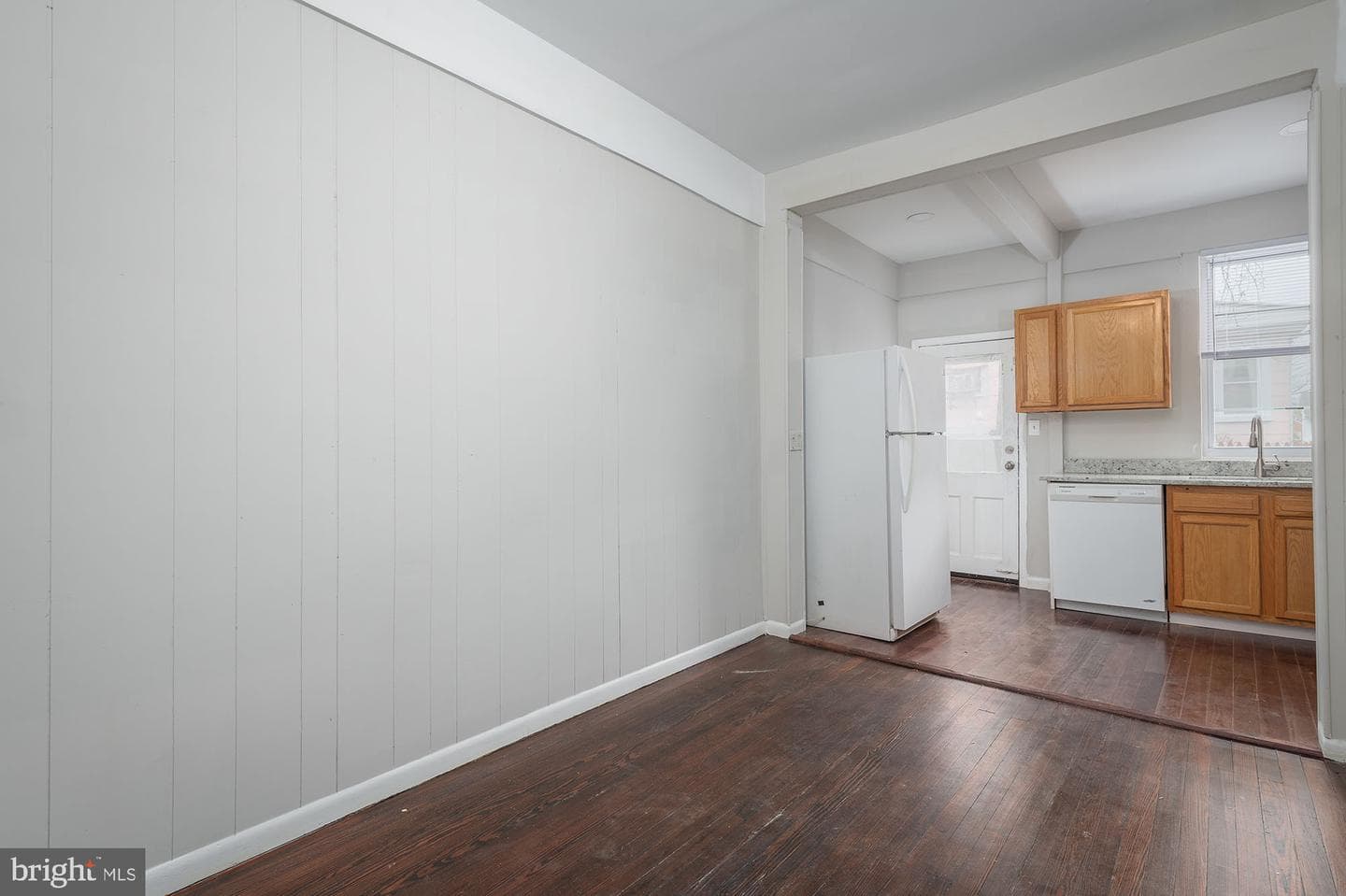 3220 Bayonne Avenue photo 9