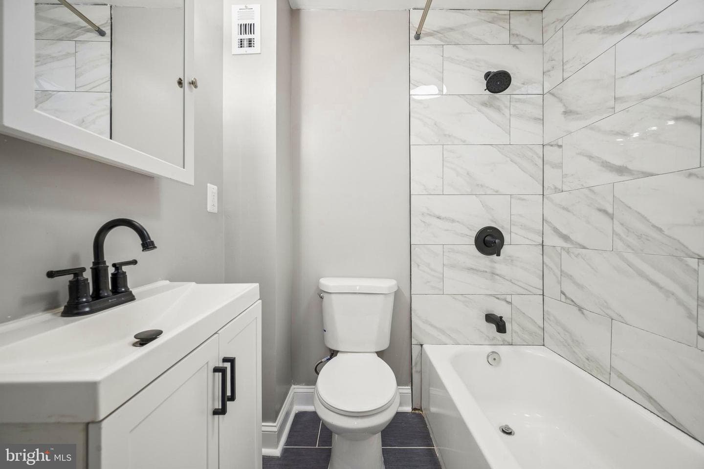 1626 Hollins Street photo 23