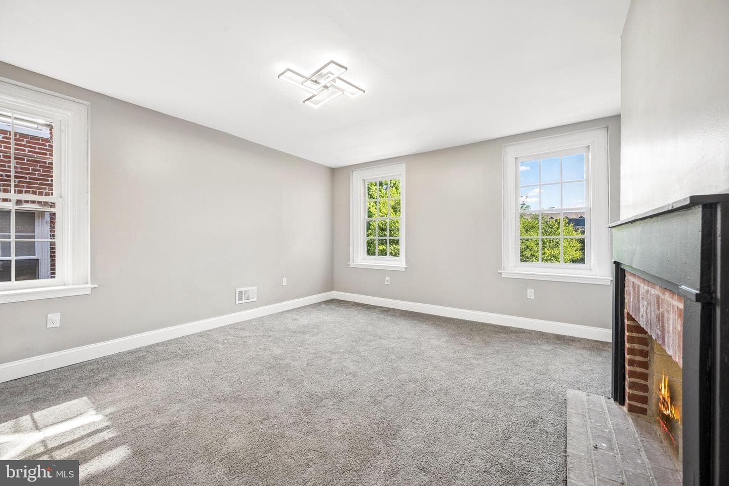 1626 Hollins Street photo 27