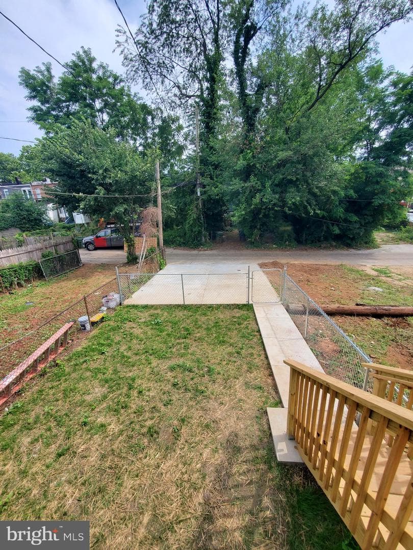 2861 W Garrison Avenue photo 49