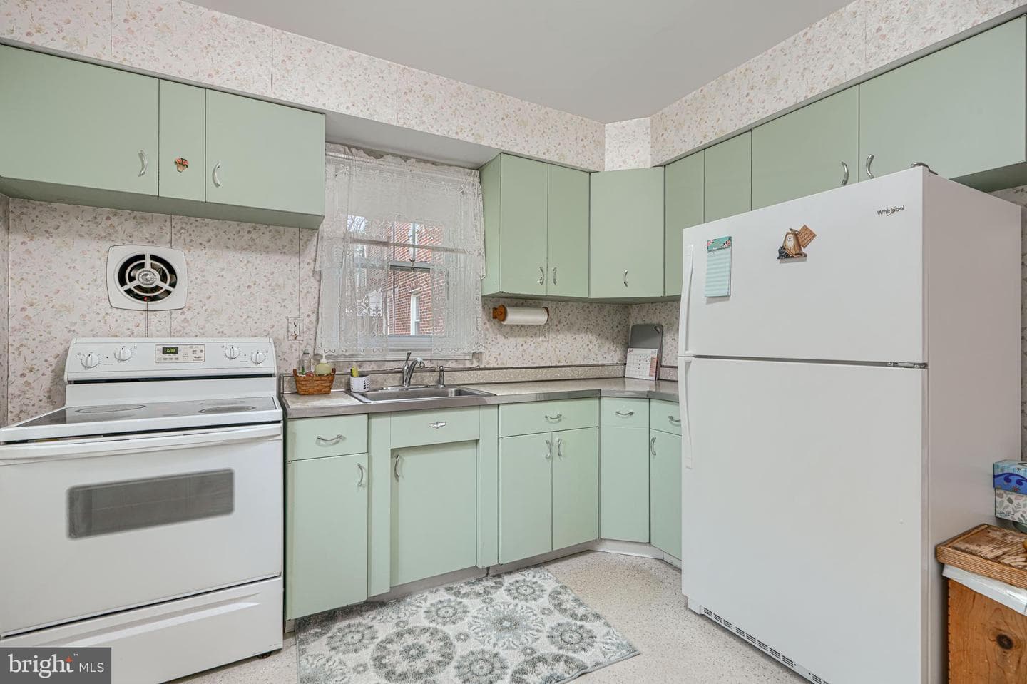 2814 Chesley Avenue photo 16