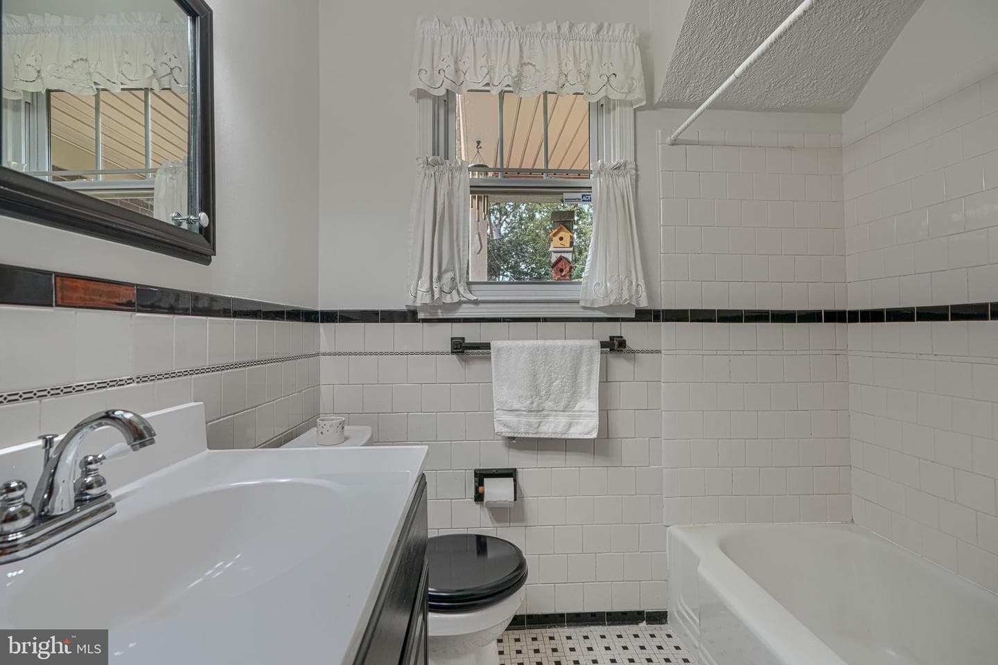 2814 Chesley Avenue photo 28