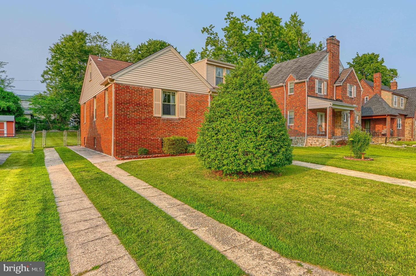2814 Chesley Avenue photo 4
