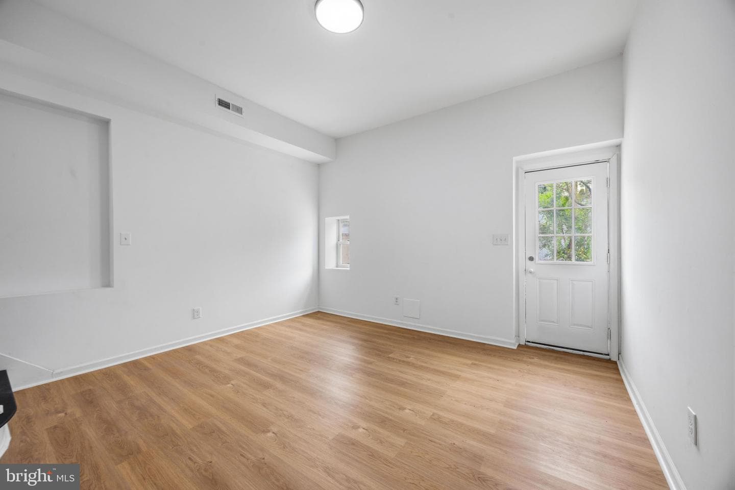 1 S Kresson Street photo 15