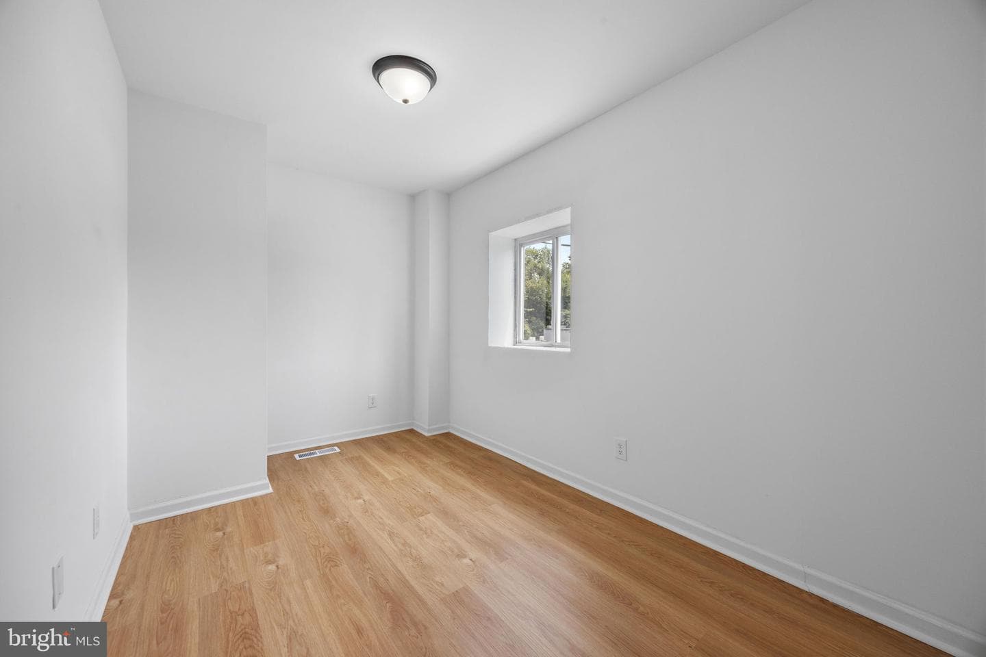 1 S Kresson Street photo 18