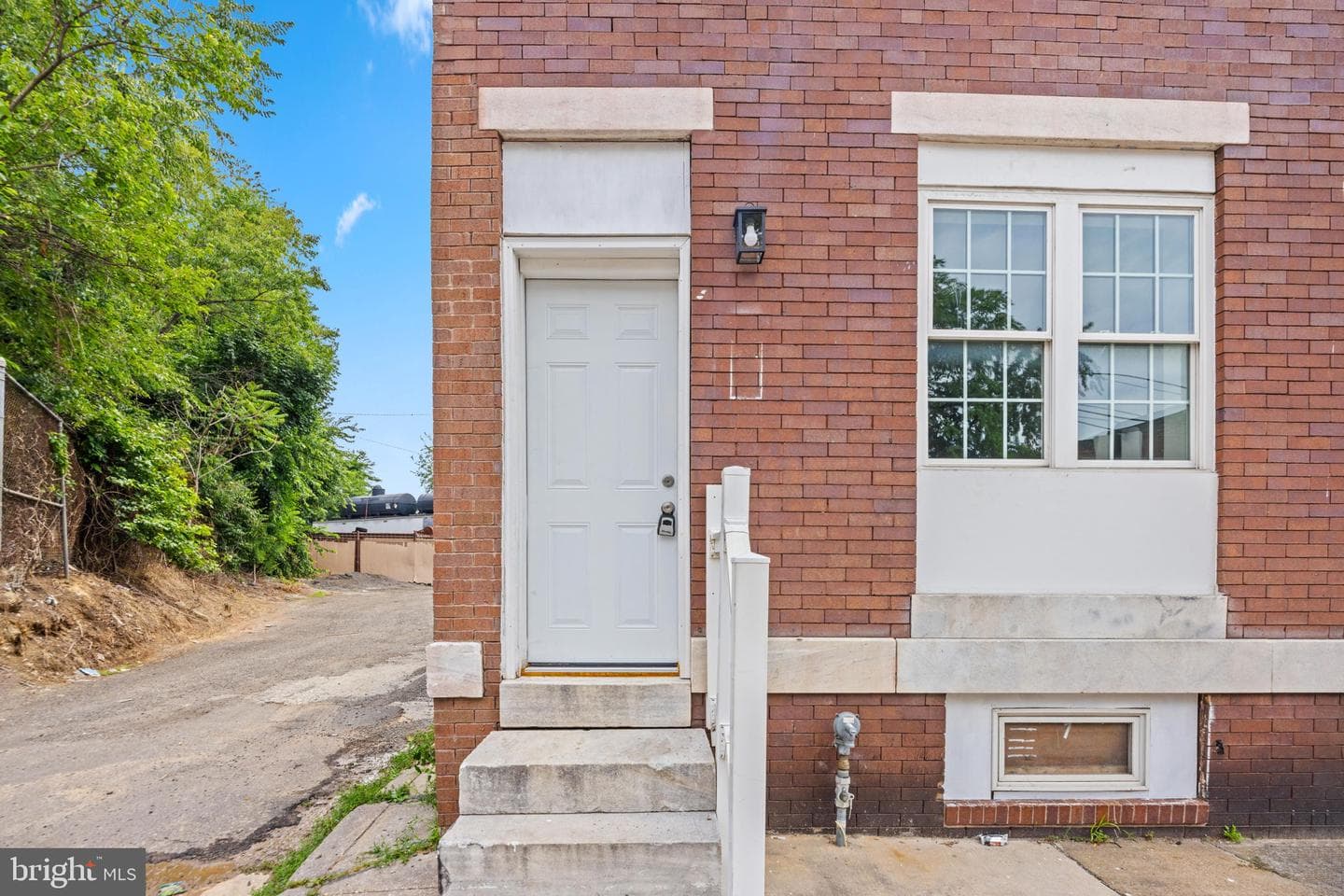 1 S Kresson Street photo 3