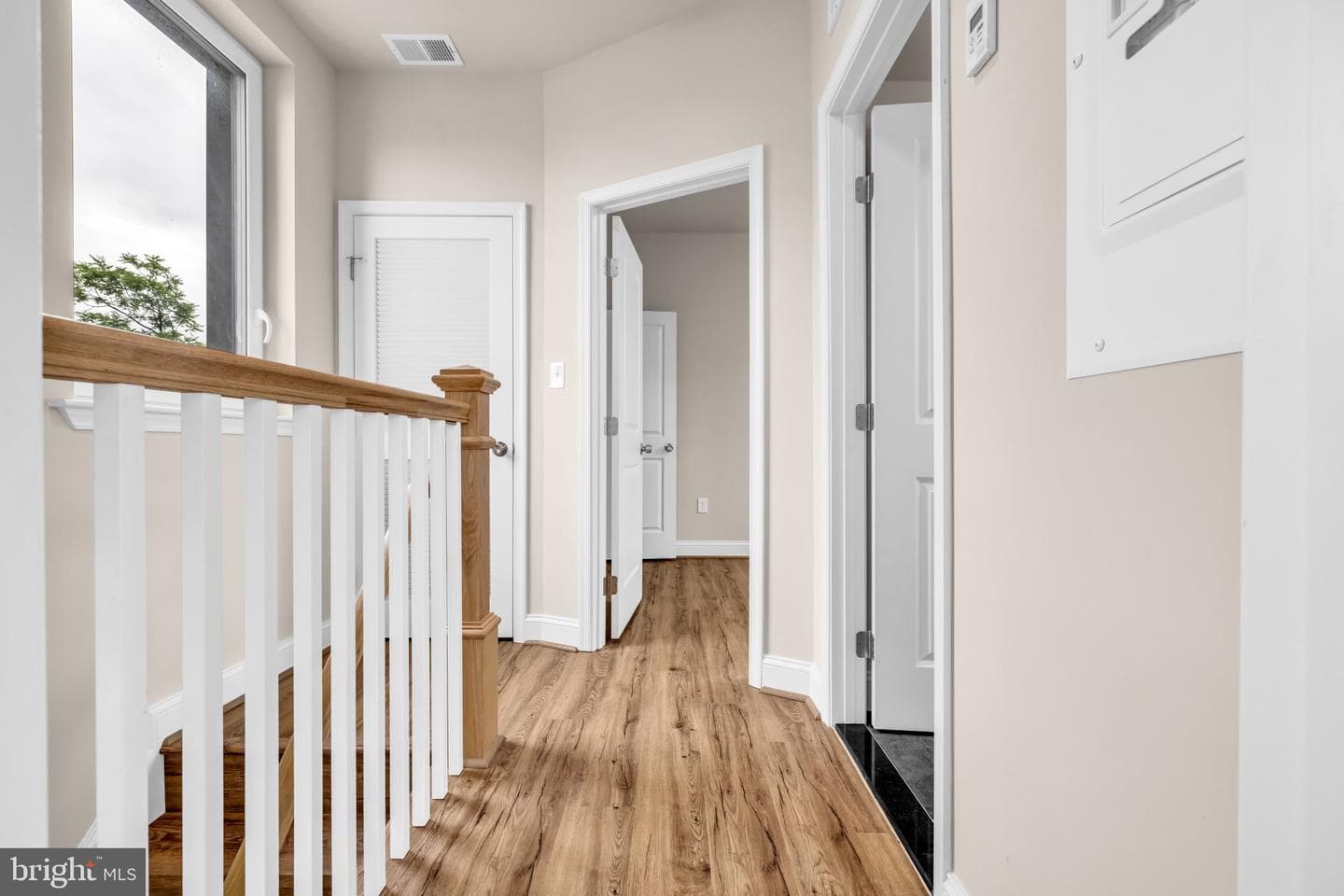 1129 Monroe Circle photo 11