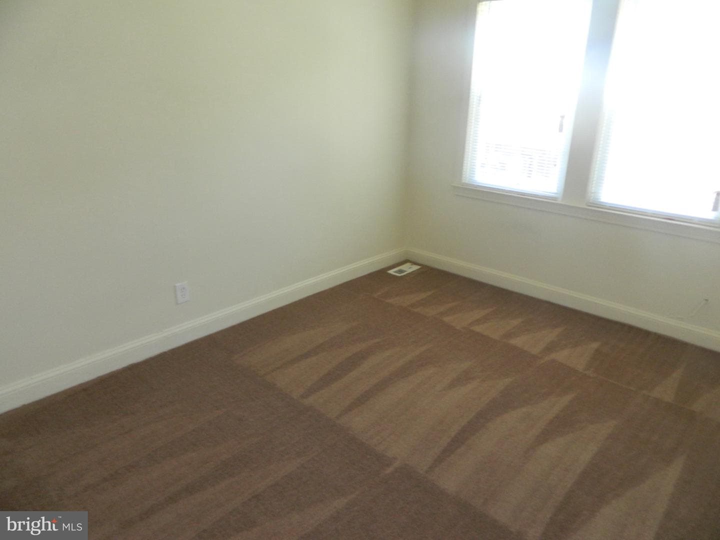 4003 Glenarm Avenue photo 13
