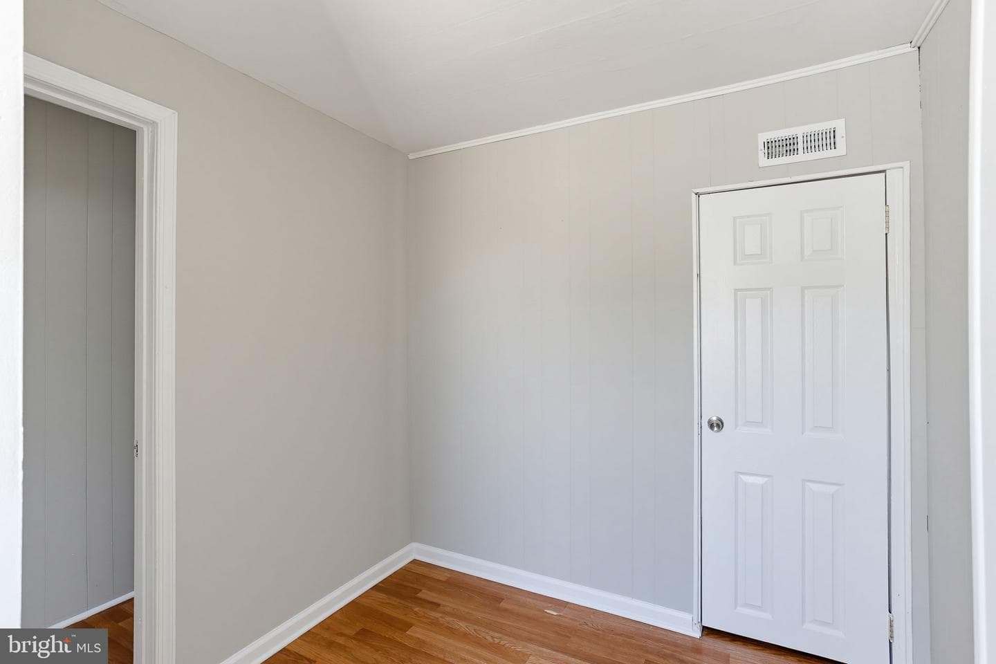 2712 Dillon Street photo 15