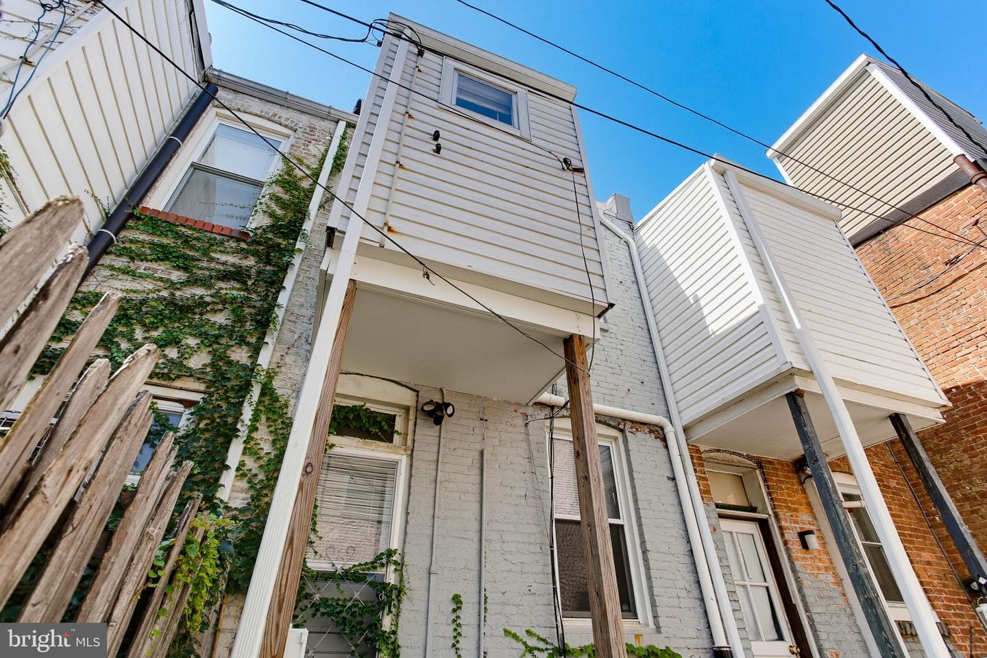 2712 Dillon Street photo 23