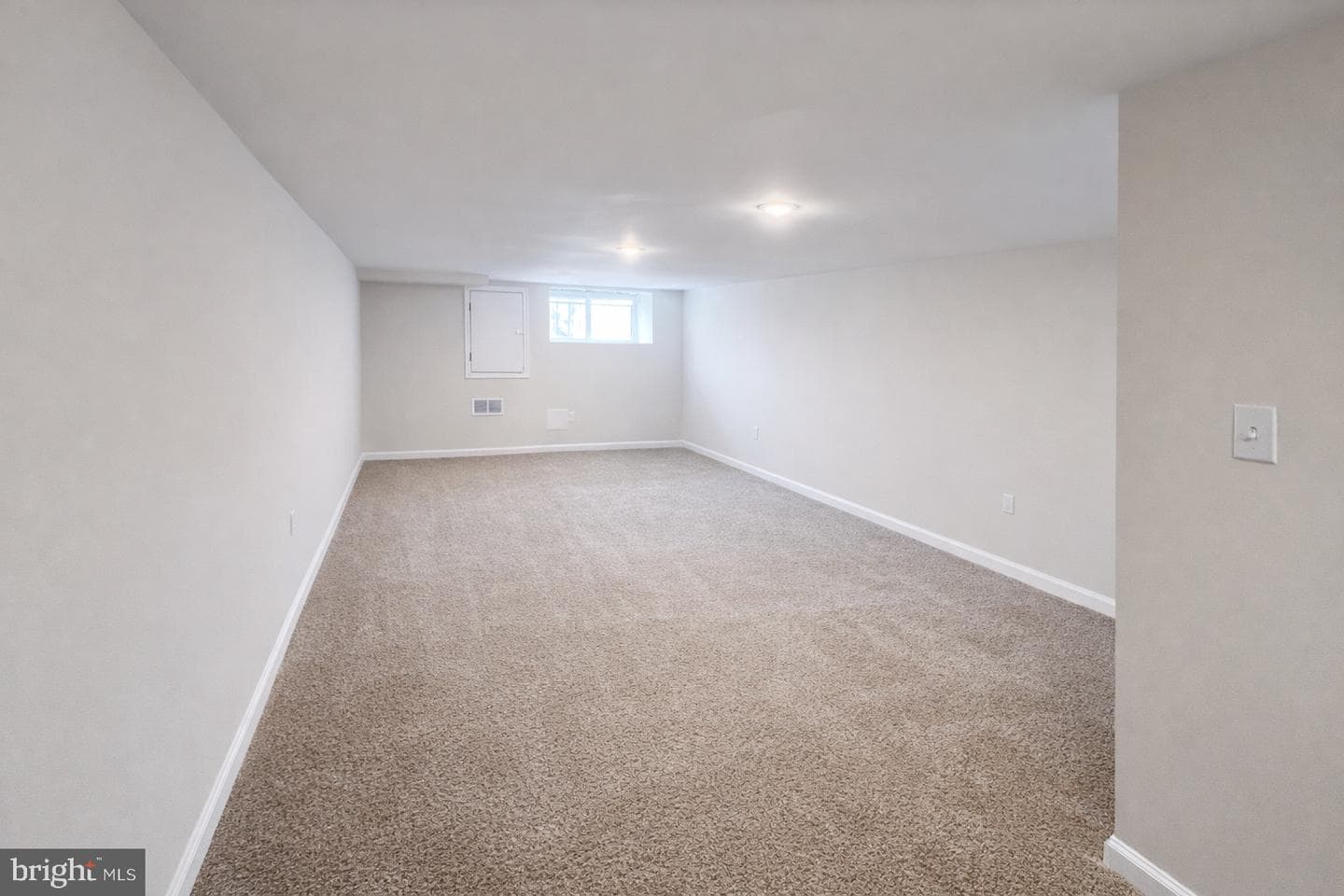 2600 E Hoffman Street photo 19