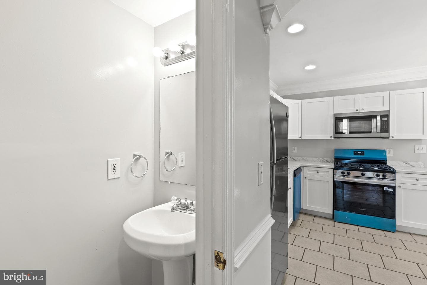 501 N Port Street photo 10