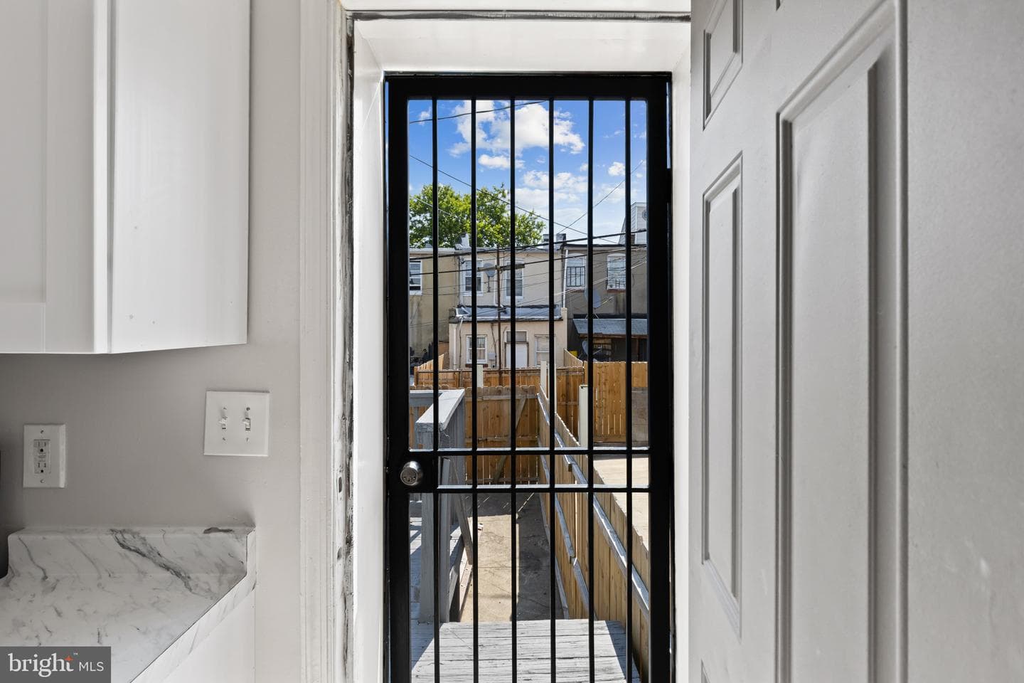 501 N Port Street photo 13