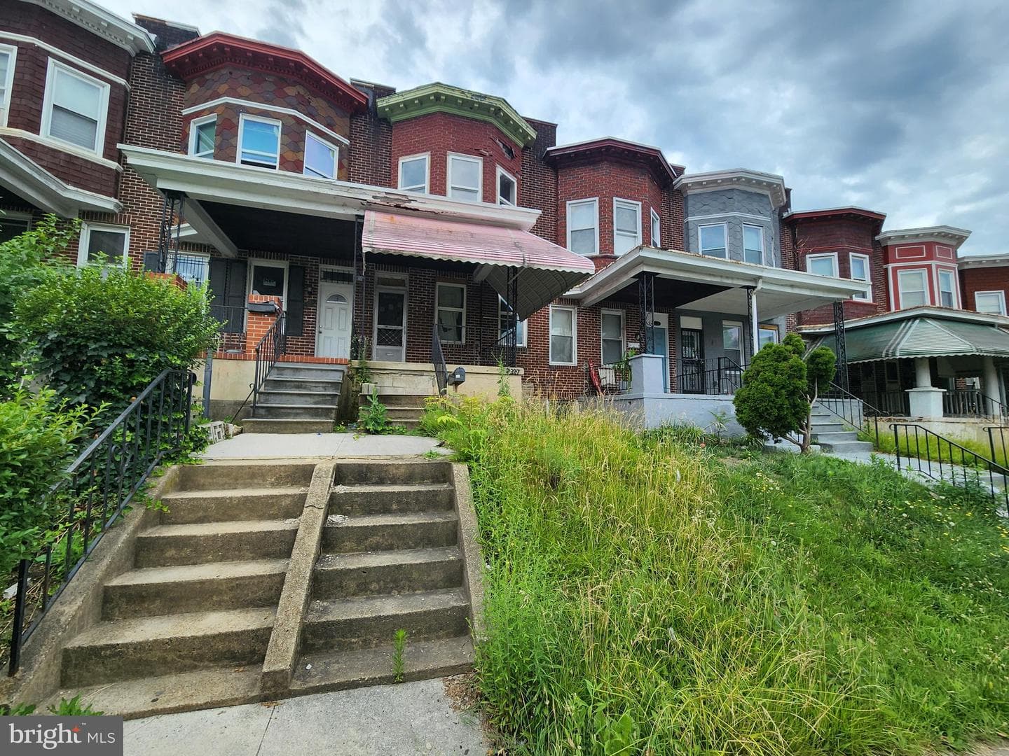 2327 W Lexington Street photo 1