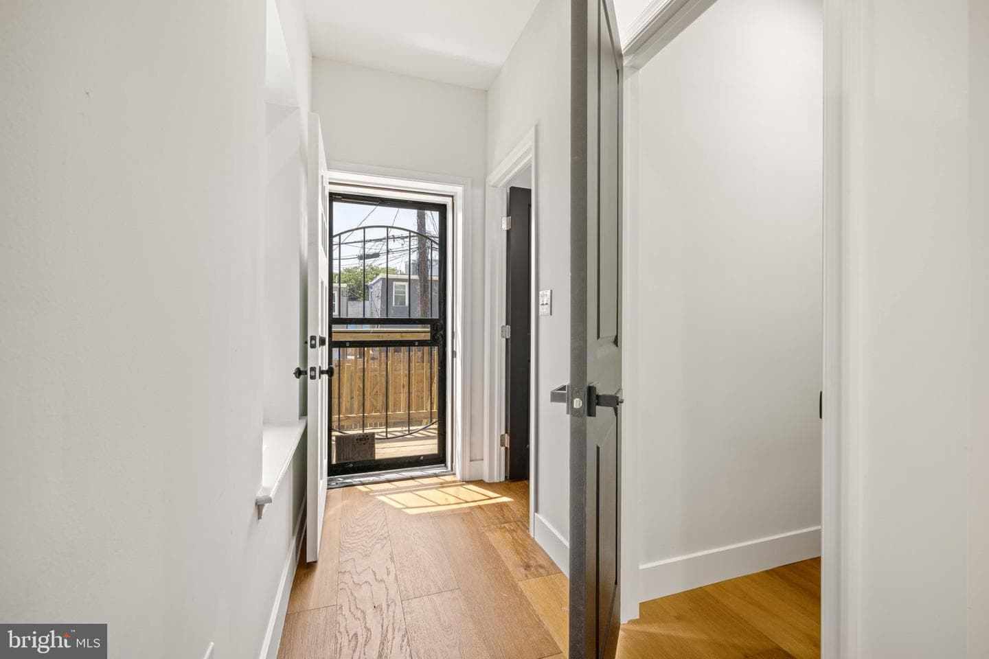 1220 N Eden Street photo 13